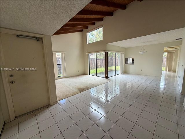 10828 SW 132nd Cir Ct, Miami, FL 33186