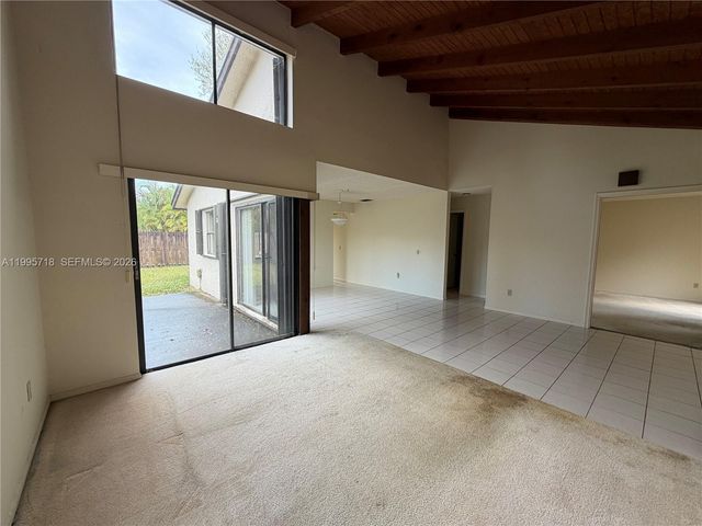 10828 SW 132nd Cir Ct, Miami, FL 33186