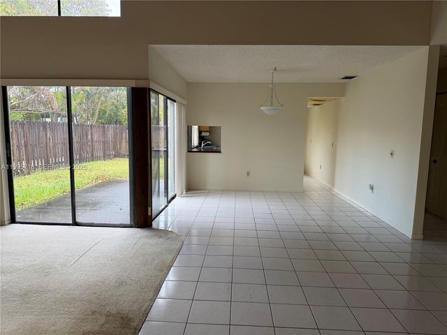 10828 SW 132nd Cir Ct, Miami, FL 33186