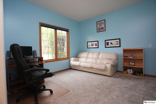 1629 N 173rd Street, Omaha, NE 68118