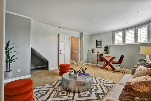 376 Moncada Way, San Francisco, CA 94127
