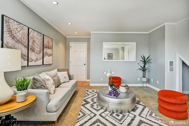 376 Moncada Way, San Francisco, CA 94127