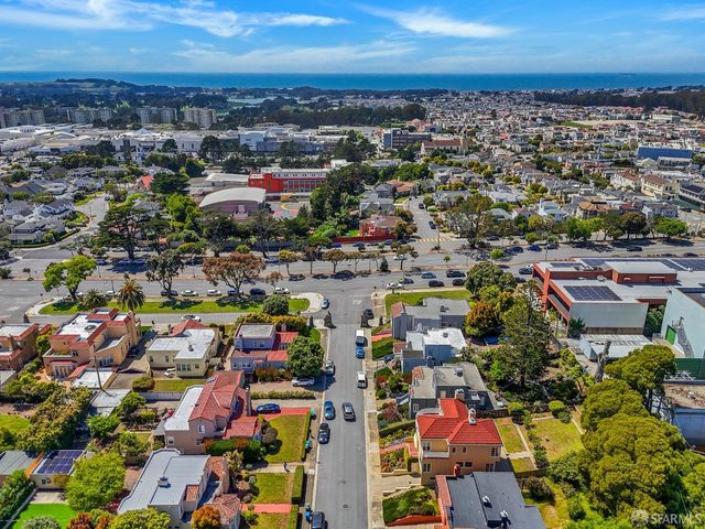 376 Moncada Way, San Francisco, CA 94127