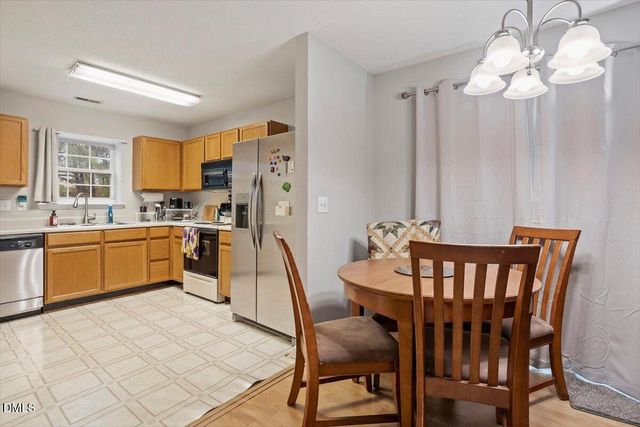 204 Thorncrest Drive, Apex, NC 27539