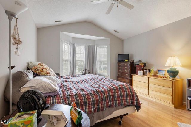 204 Thorncrest Drive, Apex, NC 27539