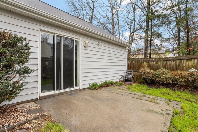 204 Thorncrest Drive, Apex, NC 27539