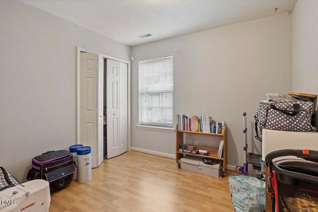 204 Thorncrest Drive, Apex, NC 27539