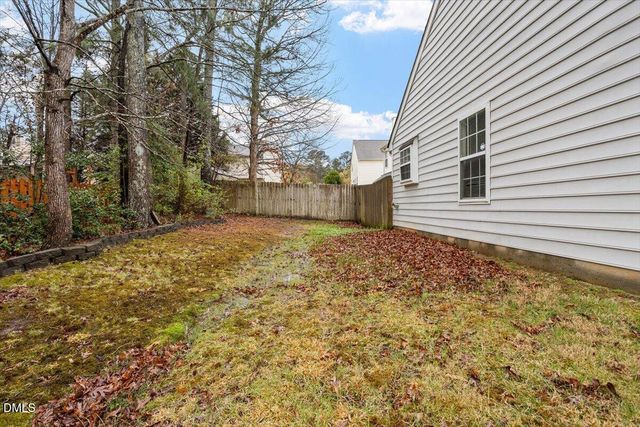 204 Thorncrest Drive, Apex, NC 27539