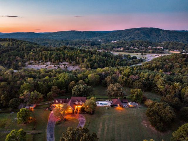 320 Crestview Lane, Dayton, TN 37321