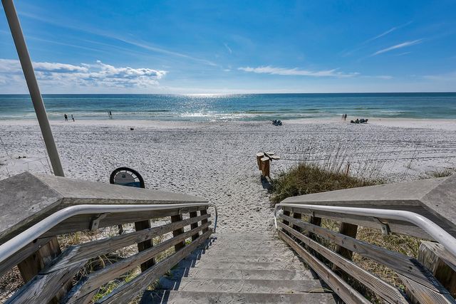 18 Merri Way, Santa Rosa Beach, FL 32459