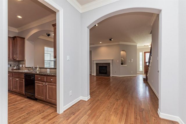 10126 Holly Chase Drive, Houston, TX 77042