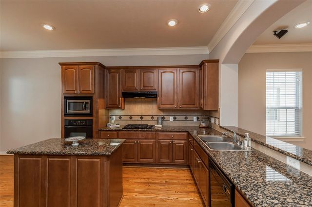 10126 Holly Chase Drive, Houston, TX 77042