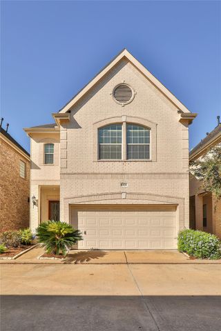 10126 Holly Chase Drive, Houston, TX 77042