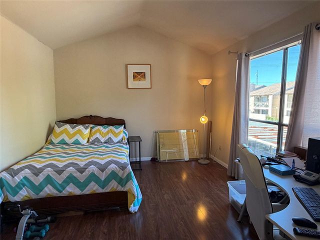 2110 Wilcrest Drive 101, Houston, TX 77042