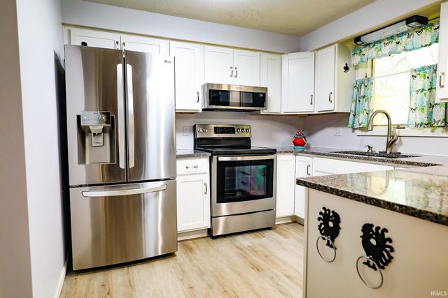 9619 Creek Bed Place, Fort Wayne, IN 46804