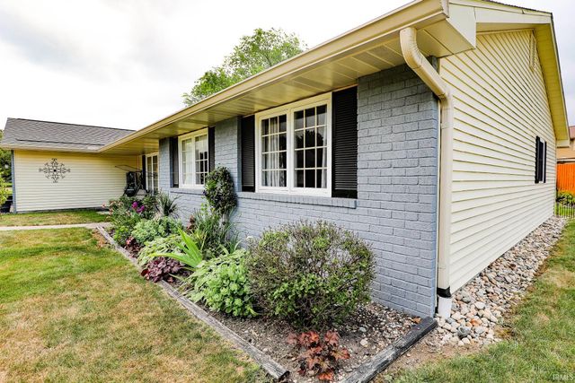 9619 Creek Bed Place, Fort Wayne, IN 46804