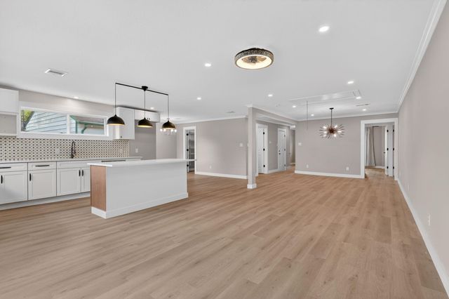 230 Pennsylvania Street, Houston, TX 77029