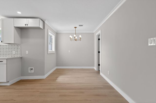 230 Pennsylvania Street, Houston, TX 77029