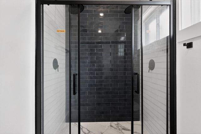 230 Pennsylvania Street, Houston, TX 77029