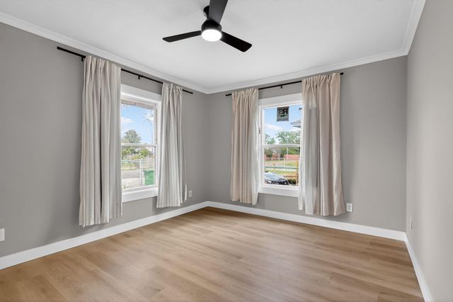 230 Pennsylvania Street, Houston, TX 77029