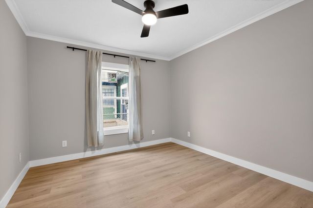 230 Pennsylvania Street, Houston, TX 77029