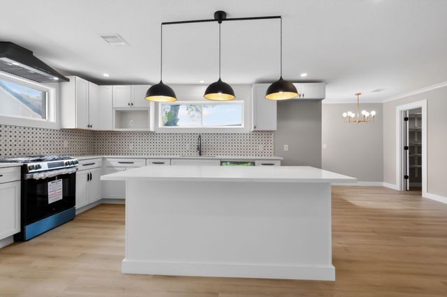 230 Pennsylvania Street, Houston, TX 77029