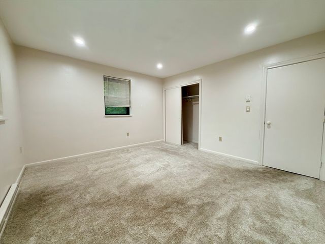 1323 Worcester Road H8, Framingham, MA 01701