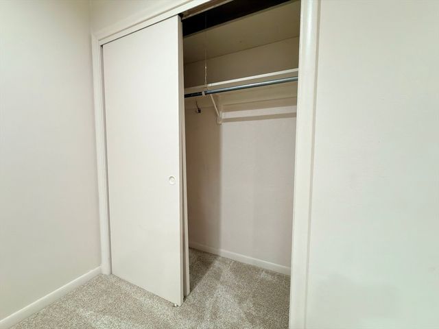 1323 Worcester Road H8, Framingham, MA 01701