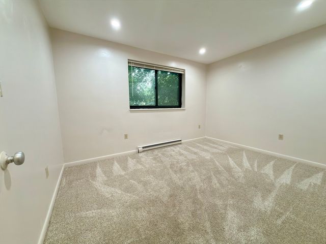 1323 Worcester Road H8, Framingham, MA 01701