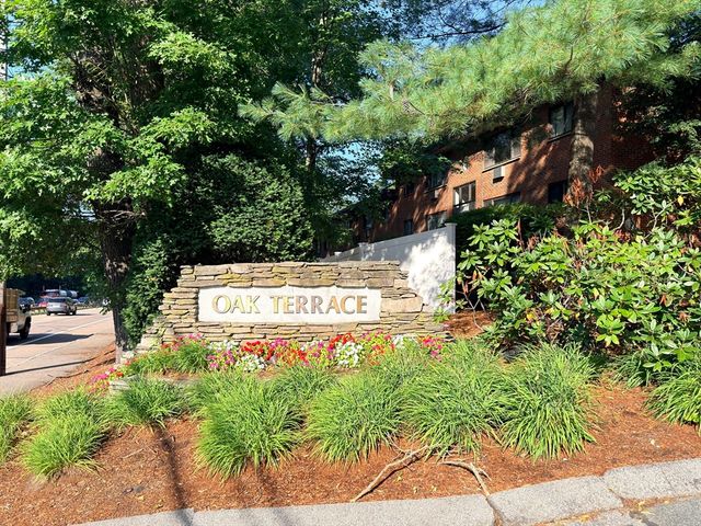 1323 Worcester Road H8, Framingham, MA 01701
