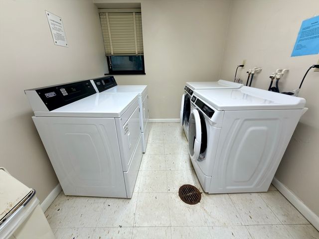 1323 Worcester Road H8, Framingham, MA 01701