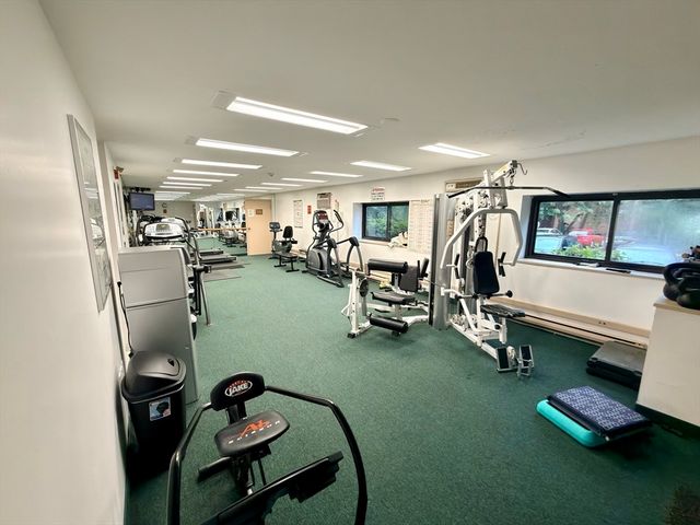 1323 Worcester Road H8, Framingham, MA 01701