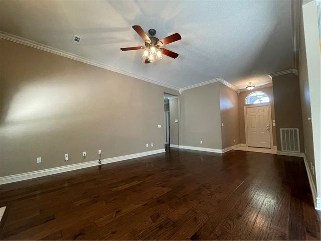2770 N Ashbrook Drive, Fayetteville, AR 72703