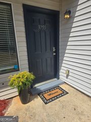 3755 Mulkey Cir, Marietta, GA 30008