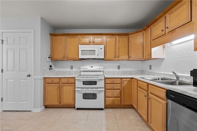 5618 Roundup Circle, Greensboro, NC 27405