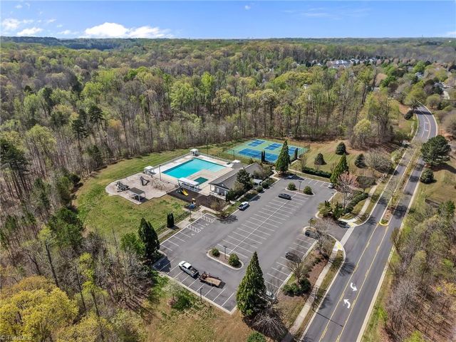 5618 Roundup Circle, Greensboro, NC 27405