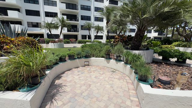 5100 N Ocean Blvd Apt 804, Lauderdale By The Sea, FL 33308