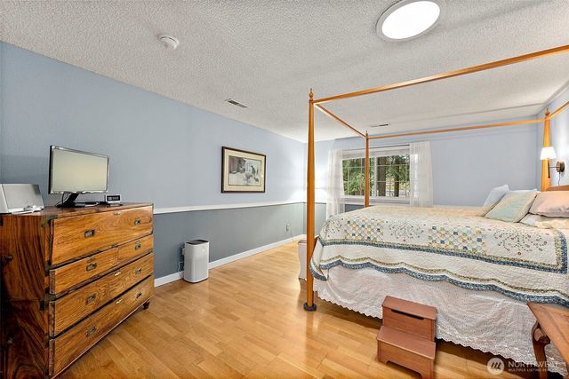 3035 SE Morning Light Court, Port Orchard, WA 98367