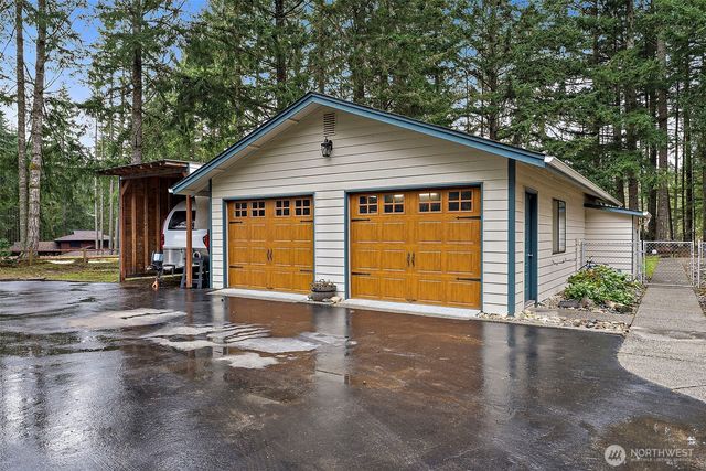 3035 SE Morning Light Court, Port Orchard, WA 98367