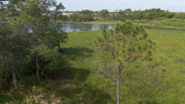 13464 Harbour Ridge Boulevard 8, Palm City, FL 34990