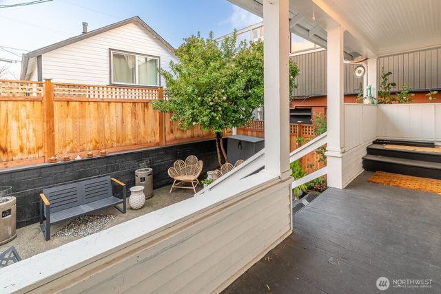 116 4th Avenue N, Edmonds, WA 98020