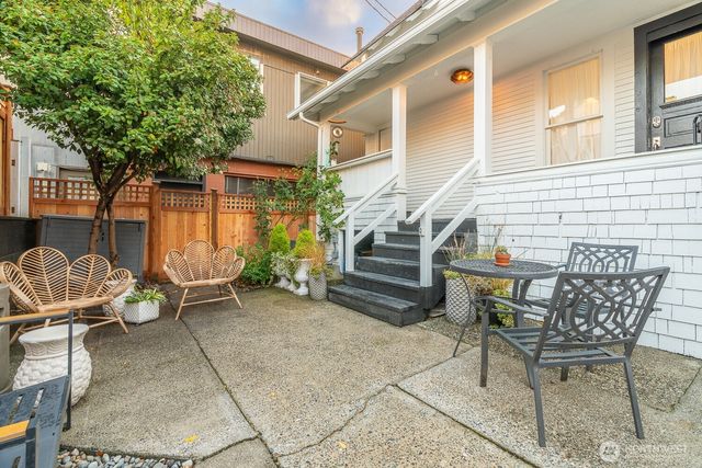 116 4th Avenue N, Edmonds, WA 98020