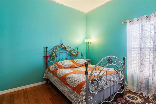 5001 44TH AVENUE N, St Petersburg, FL 33709