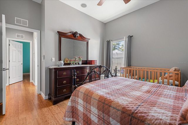 5001 44TH AVENUE N, St Petersburg, FL 33709