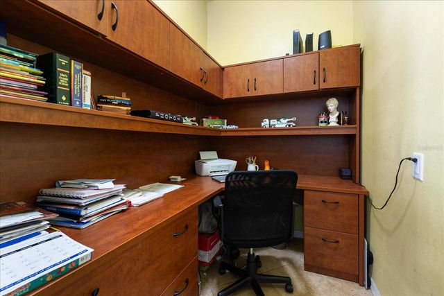 5001 44TH AVENUE N, St Petersburg, FL 33709