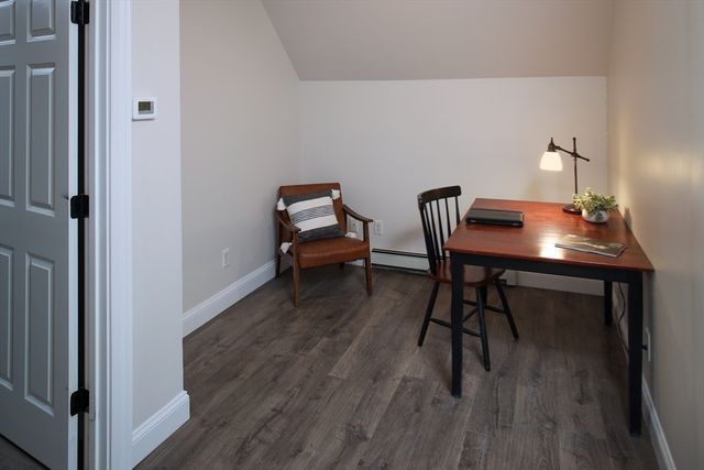 75 Federal Furnace Rd, Plymouth, MA 02360
