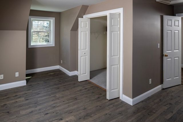 75 Federal Furnace Rd, Plymouth, MA 02360