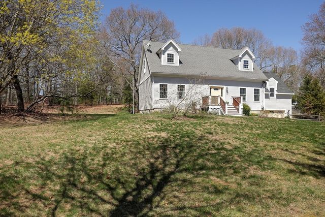 75 Federal Furnace Rd, Plymouth, MA 02360