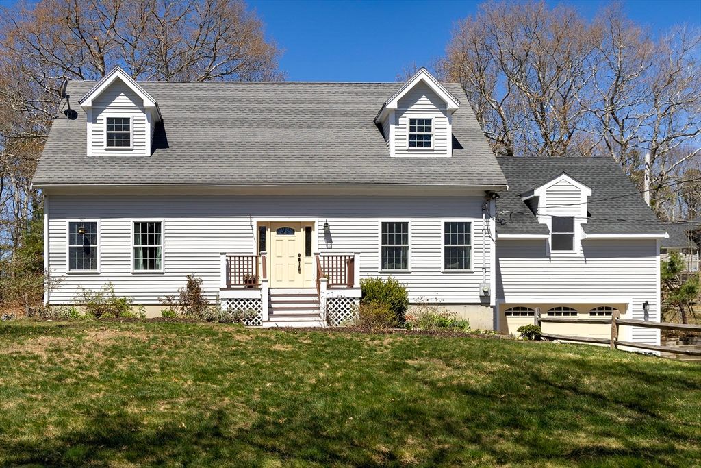 75 Federal Furnace Rd, Plymouth, MA 02360