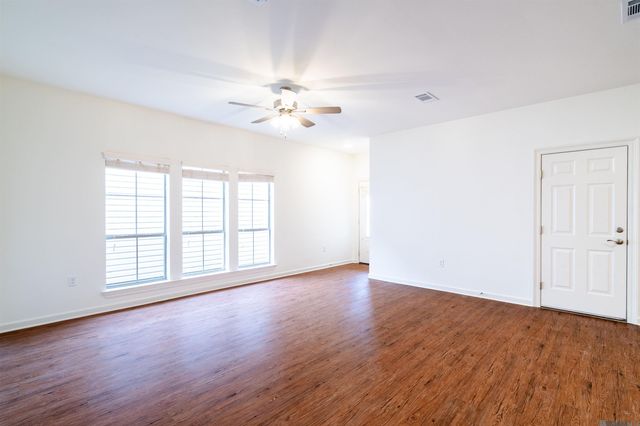 14903 Banff Ct, Baton Rouge, LA 70816